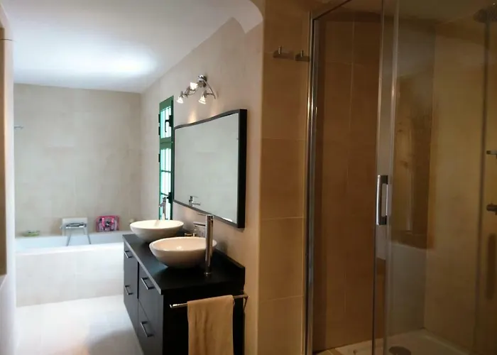 Ocean & Fire Semesterbostad